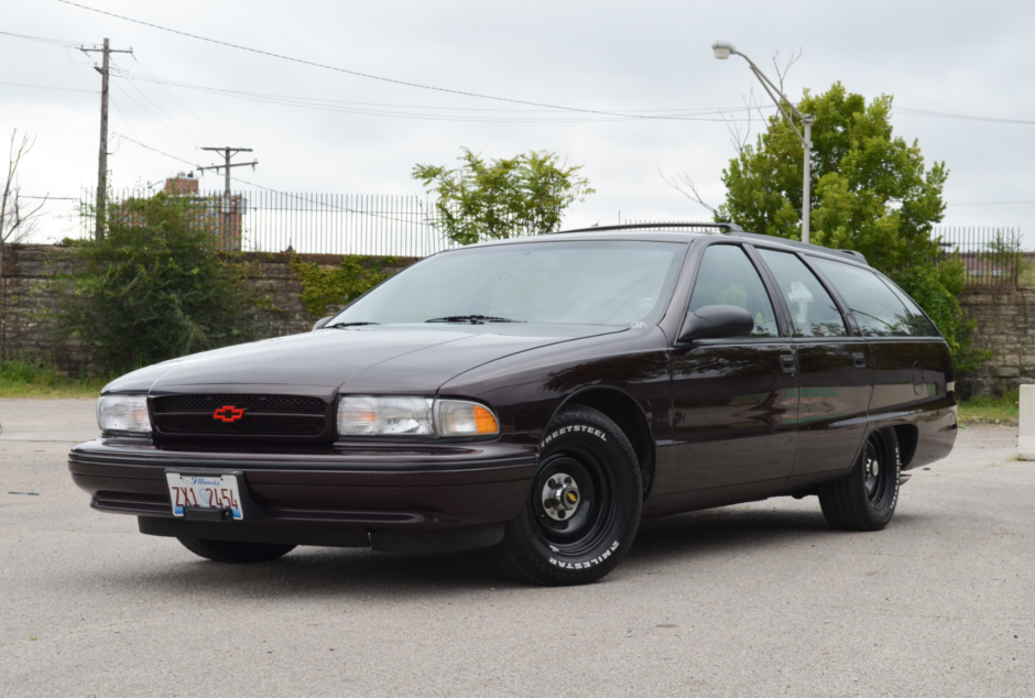 1996_chevrolet_caprice_153962774367f37dacedScreen-Shot-2018-10-15-at-11.21.58-AM-940x634.png